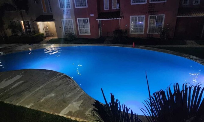 Acapulco House | Colors Acapulco