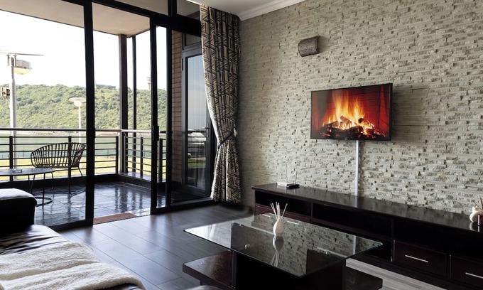 Durban Point Apartment | Habour Retreat 2-bedroom apartment with WiFi in Durban Point Waterfront