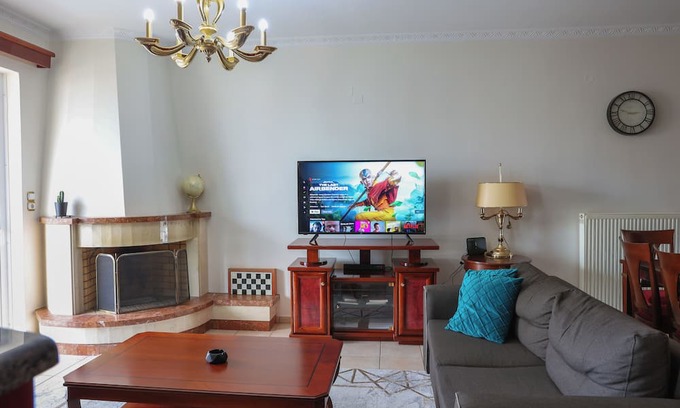 Sparta Apartment | Spartan 5th floor Apartment
