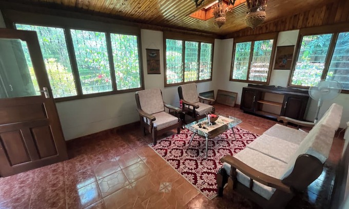 Moshi House | A Charming 3-bedroom home & a beautiful escape in the delightful heart of Moshi