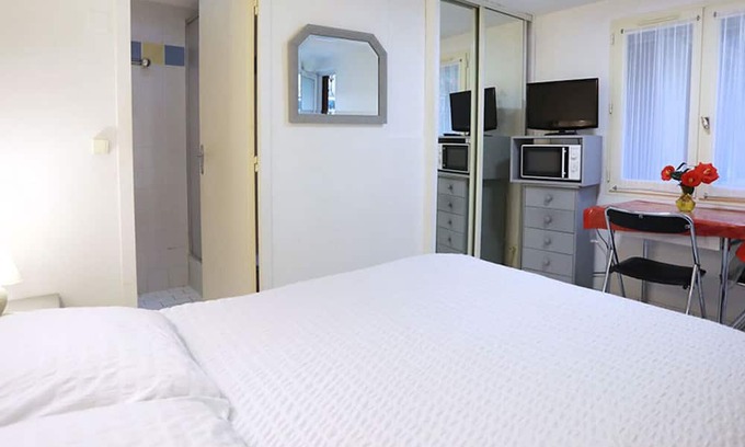 Dax Apartment | Comfortable Studio in Dax – Perfect for 2 Guests, Wi-Fi, Close to Thermal Baths & Beaches