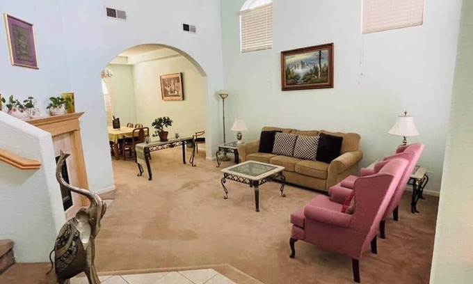 Fair Oaks House | Fair Oaks Corporate Rental, EZ access to freeways