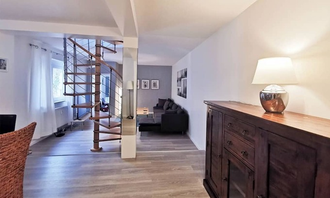 Bergheim Apartment | *NEW* Duplex | CityCentre | AC | Netflix | 8 pers.