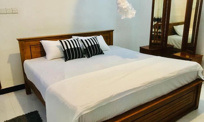Kandy House | Charming 1-bedroom house in beautiful Kandy with WiFi