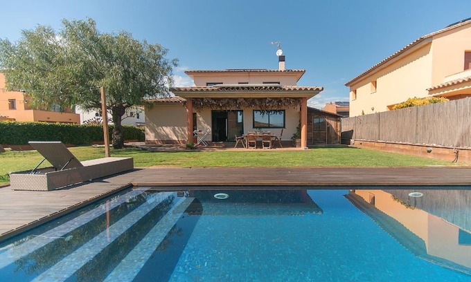 Vall-Llobrega House | Holiday house Vall-Llobrega for 1 - 6 persons with 3 bedrooms - Holiday home