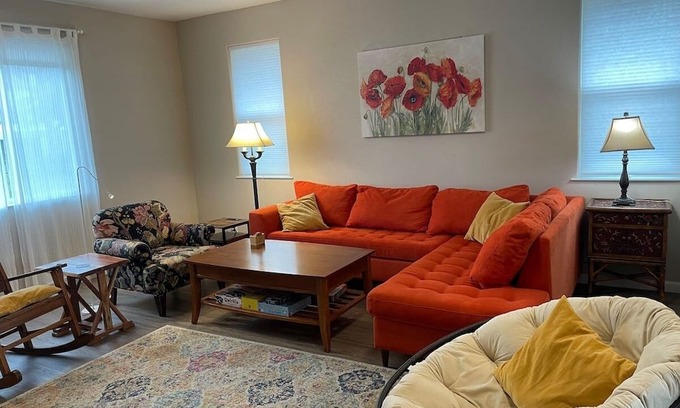 Middletown House | Tangerine Cottage spacious home