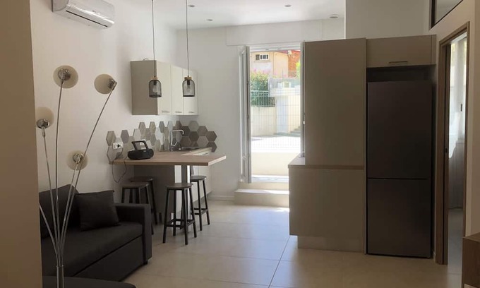 Ventabrun Apartment | Quiet 2-room apartment near the sea