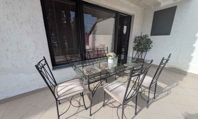 Siofok Apartment | Holiday apartment with terrace, air conditioning and WLAN