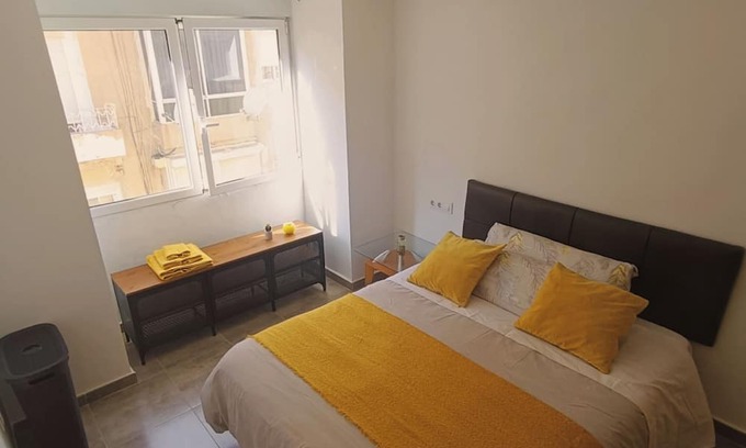 Diputacion de Cartagena Casco Apartment | The Pretty and Reformed Home