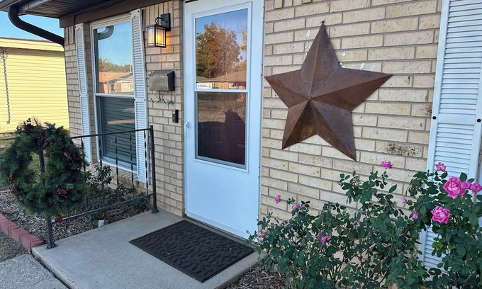 Wichita Falls House | "5 Star" Room at Lavell/Pet-Friendly!