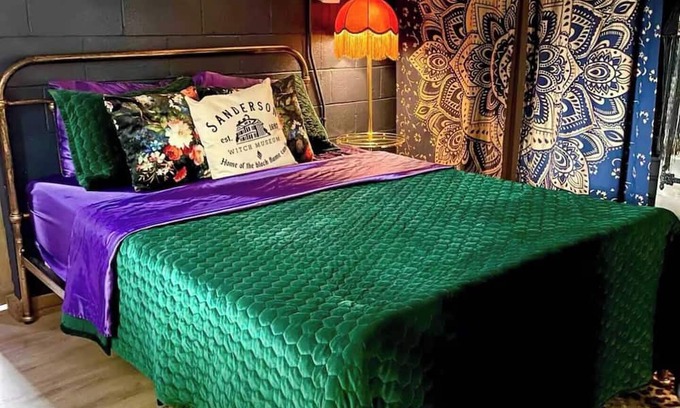 North Upper Street House | Witches Cottage - Downtown LEX