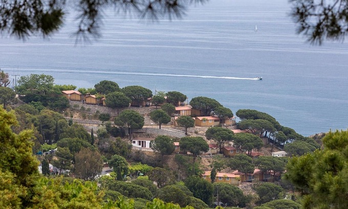 Calella House | Bungalow in Calella with Sea & Mountain Views