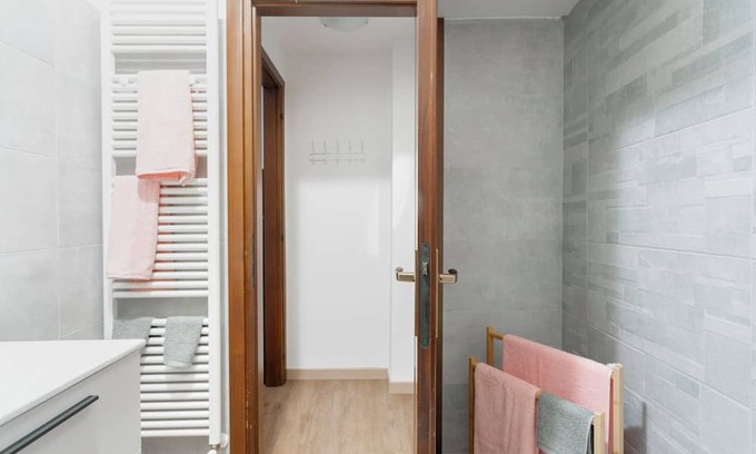 Citta Bassa Apartment | SAN LAZZARO HOUSE - Cozy and modern - Piazza Pontida - Center