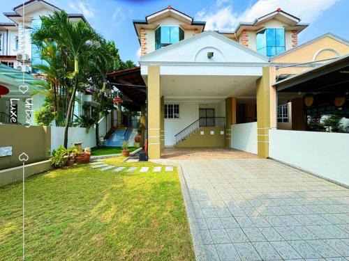 Kuala Lumpur Villa | NEW Event House OUG KL Spacious 18pax