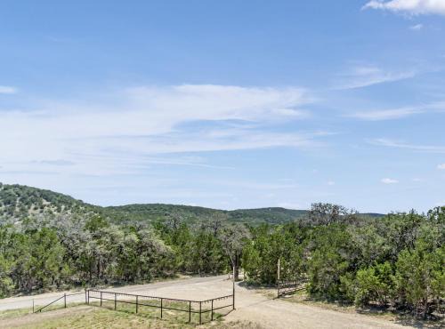 Bandera House | Lucky Star Ranch
