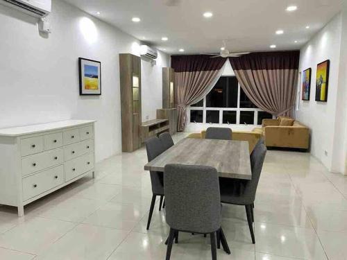 Bukit Jalil Apartment | Eastlake Residence @ Seri kembangan